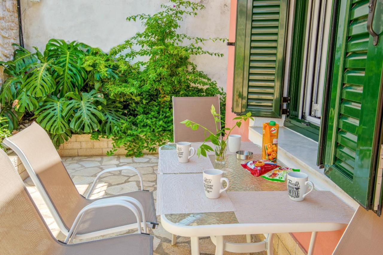 Doras House Apartman Gáiosz Kültér fotó